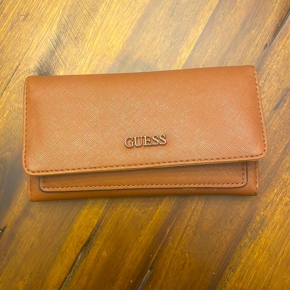 Guess Wallet